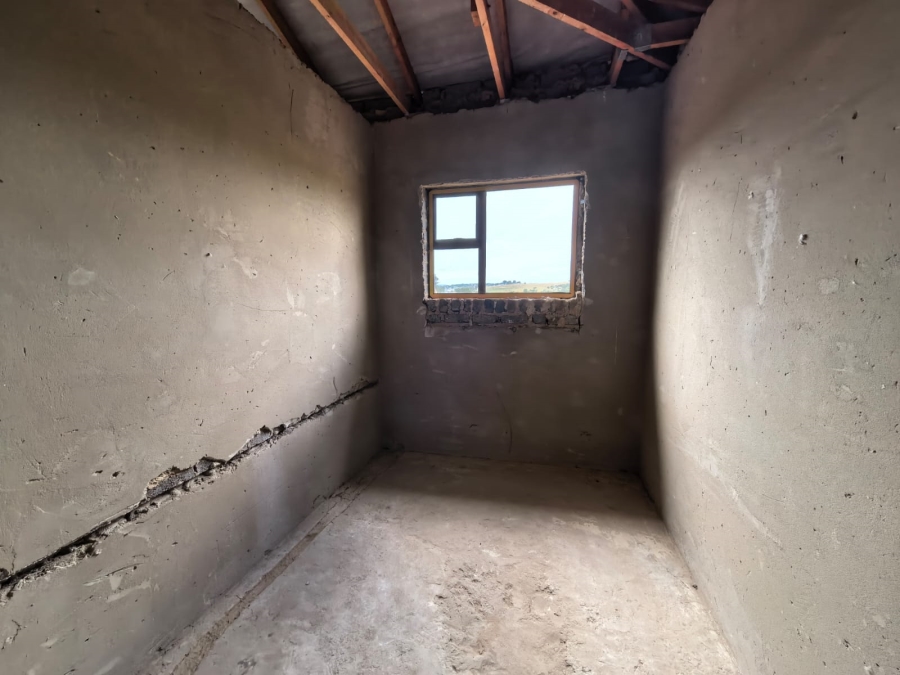 5 Bedroom Property for Sale in Parys Free State